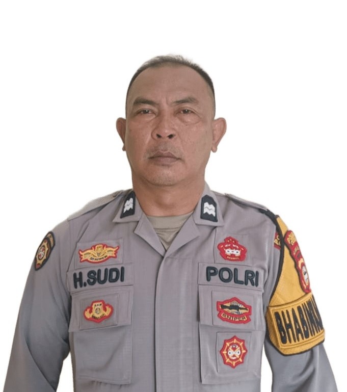 Bhabinkamtibmas Salajangki Aiptu H. Sudirman